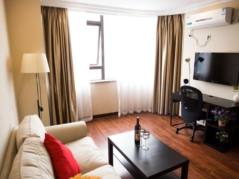 Greentree Inn Anhui Wuhu Zhongshan Road Pedestrian Street Express Hotel Екстер'єр фото