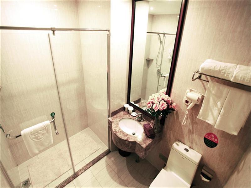Greentree Inn Anhui Wuhu Zhongshan Road Pedestrian Street Express Hotel Екстер'єр фото