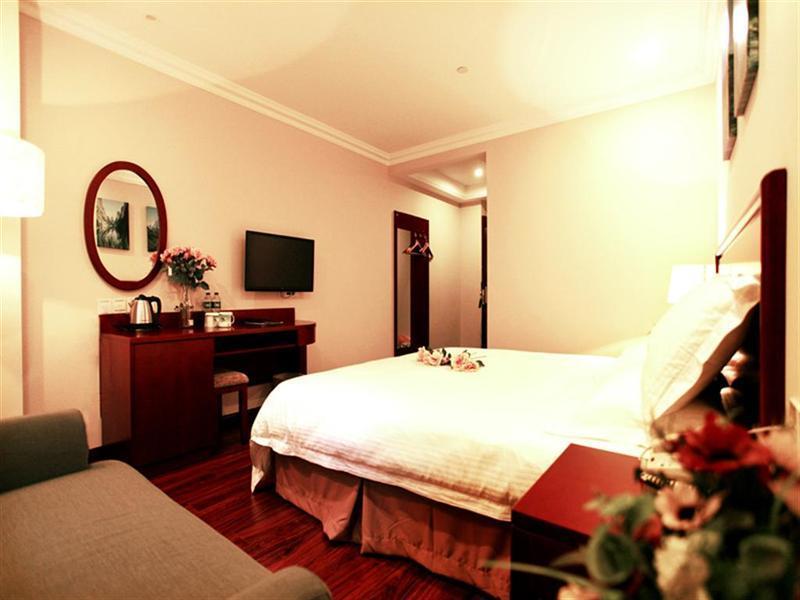 Greentree Inn Anhui Wuhu Zhongshan Road Pedestrian Street Express Hotel Екстер'єр фото