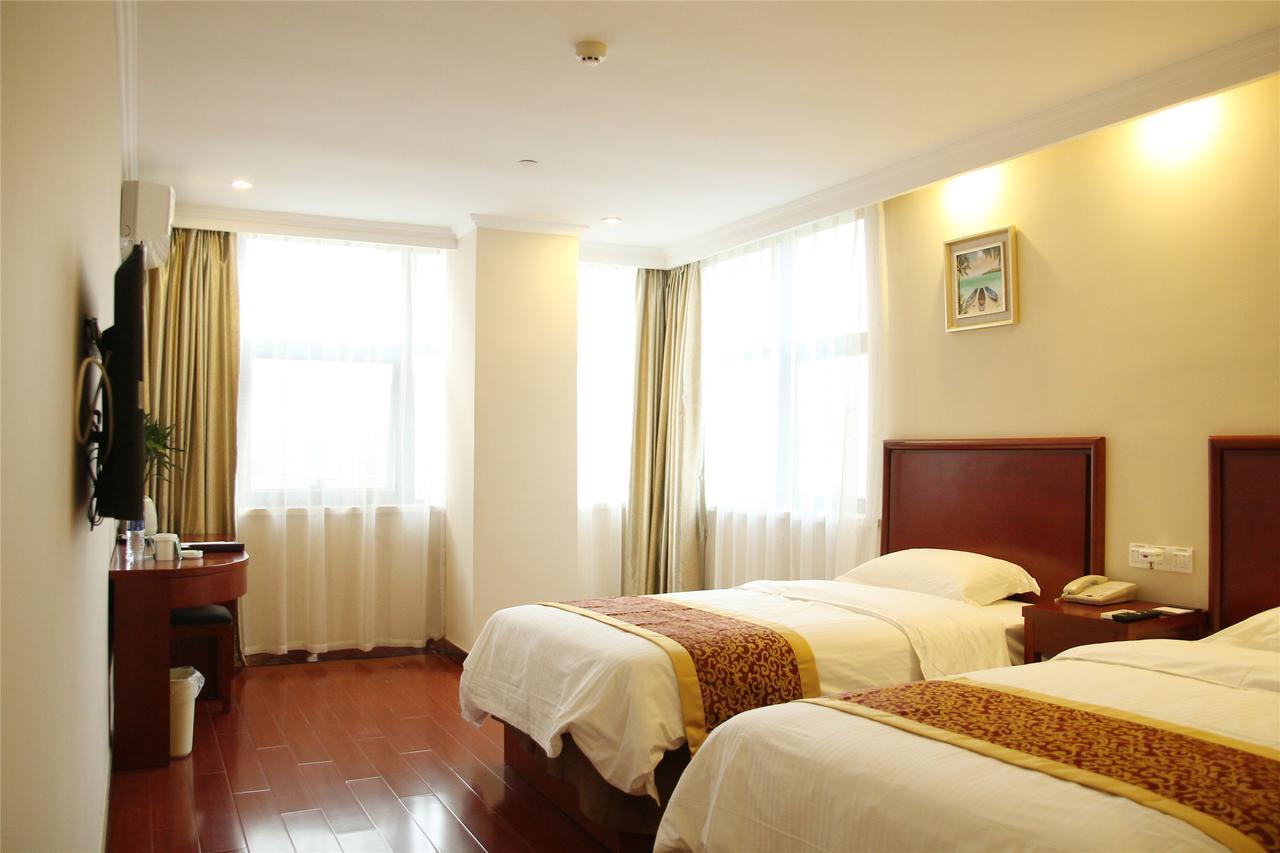 Greentree Inn Anhui Wuhu Zhongshan Road Pedestrian Street Express Hotel Екстер'єр фото
