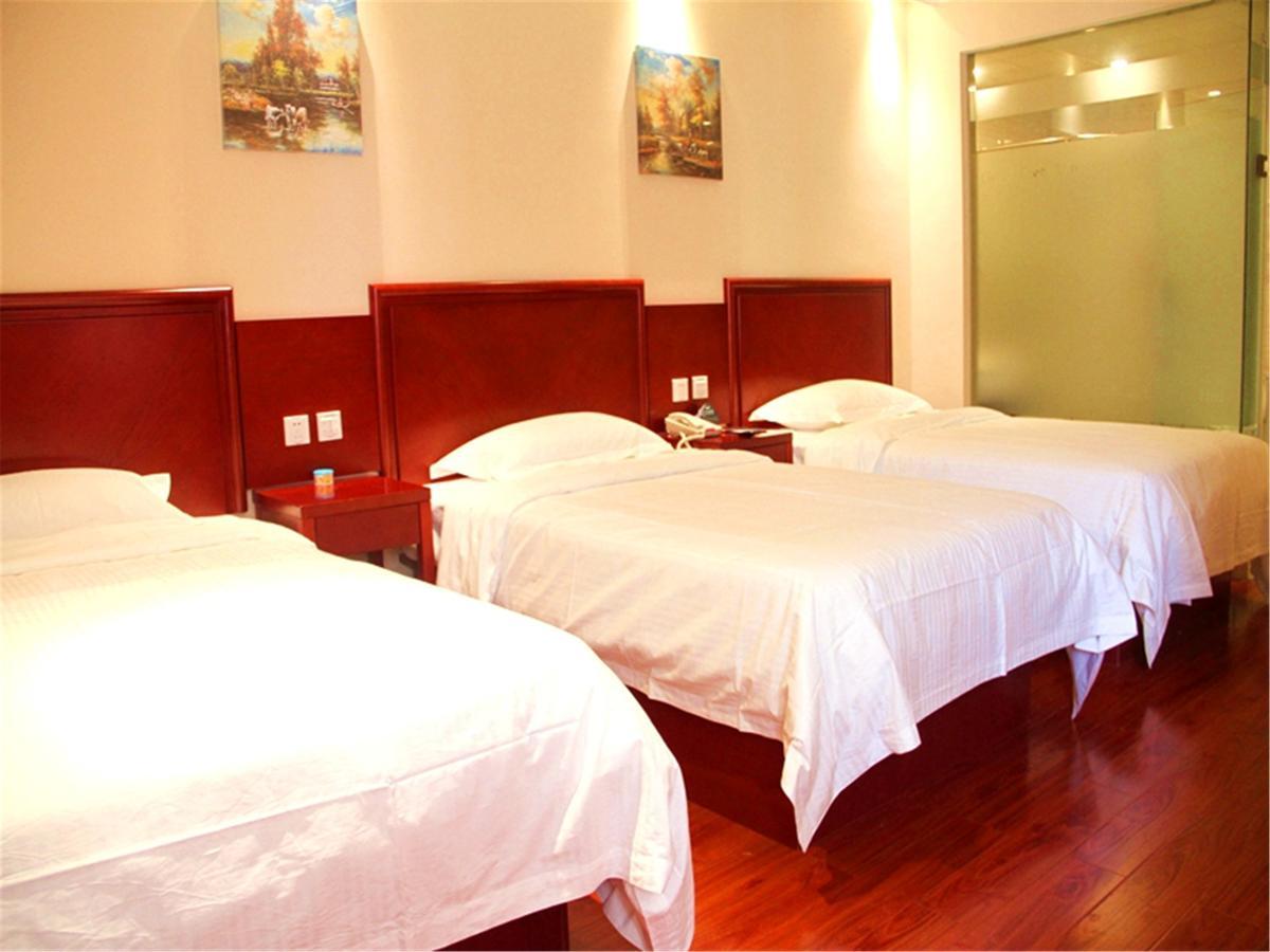 Greentree Inn Anhui Wuhu Zhongshan Road Pedestrian Street Express Hotel Екстер'єр фото