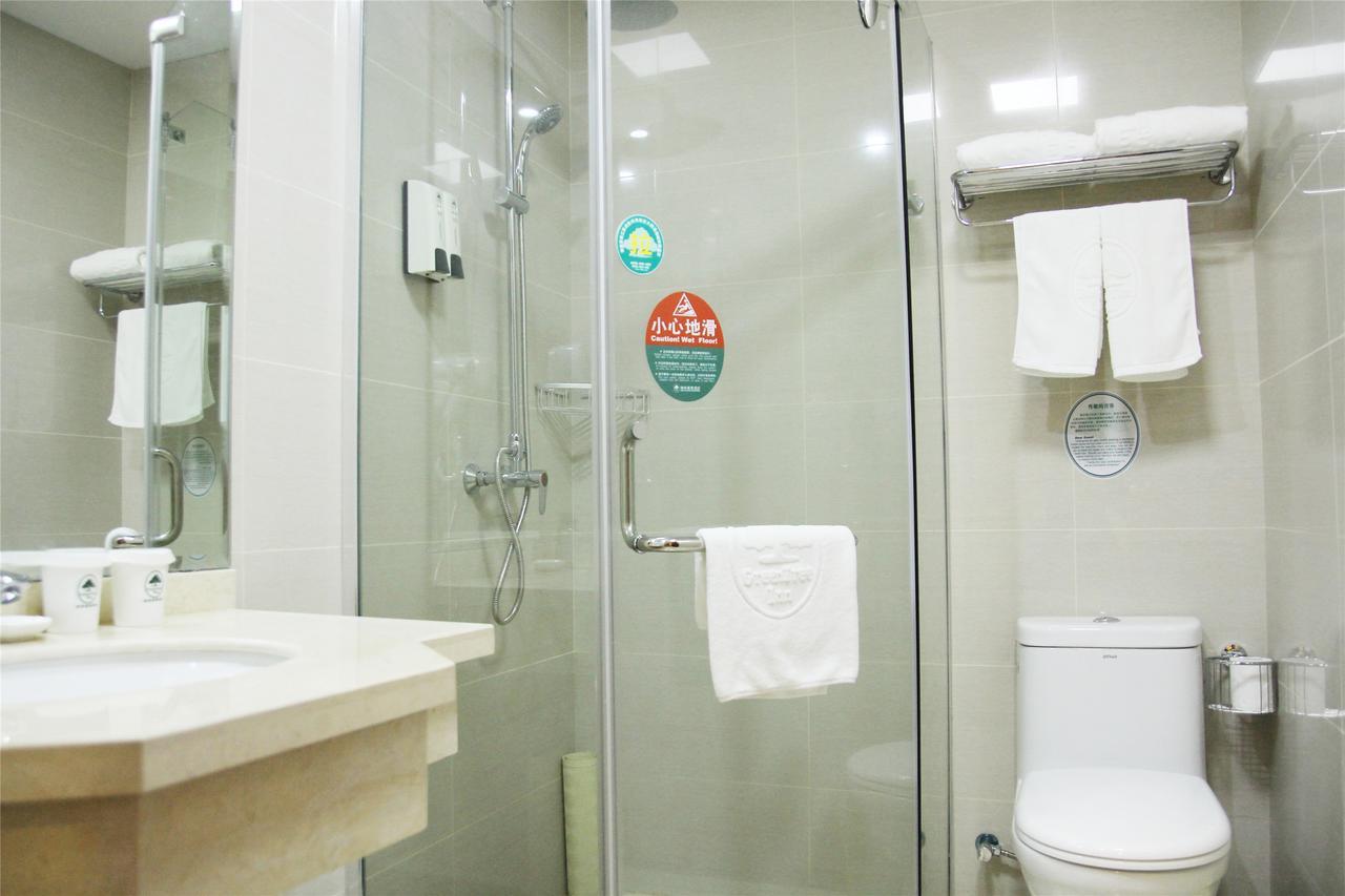 Greentree Inn Anhui Wuhu Zhongshan Road Pedestrian Street Express Hotel Екстер'єр фото
