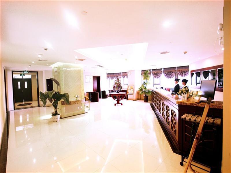 Greentree Inn Anhui Wuhu Zhongshan Road Pedestrian Street Express Hotel Екстер'єр фото